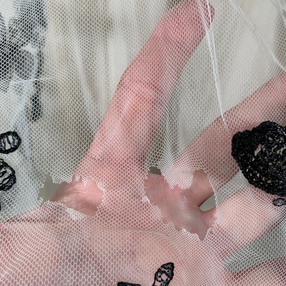 Chicwish 3D Butterfly Double Layered Mesh Beige Midi Skirt READ - Picture 11 of 11